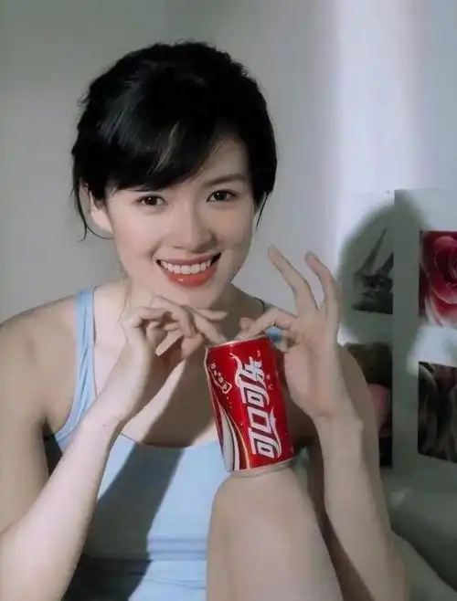 24岁的章子怡林青霞抱4岁徐若瑄这些老照片你见过吗