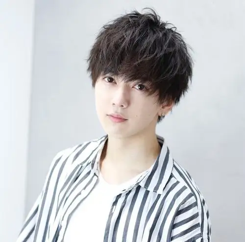 日系男士烫发发型