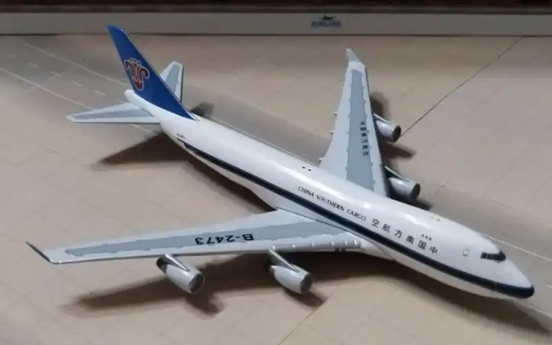 ac中国南方航空波音747飞机模型开箱
