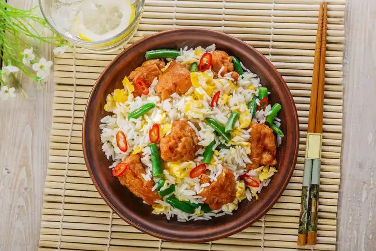 鸡肉炒饭图片