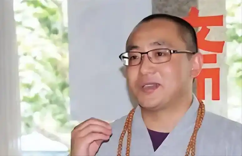 94年江西男子砍死两人潜逃17年成得道高僧年年捐款做善事