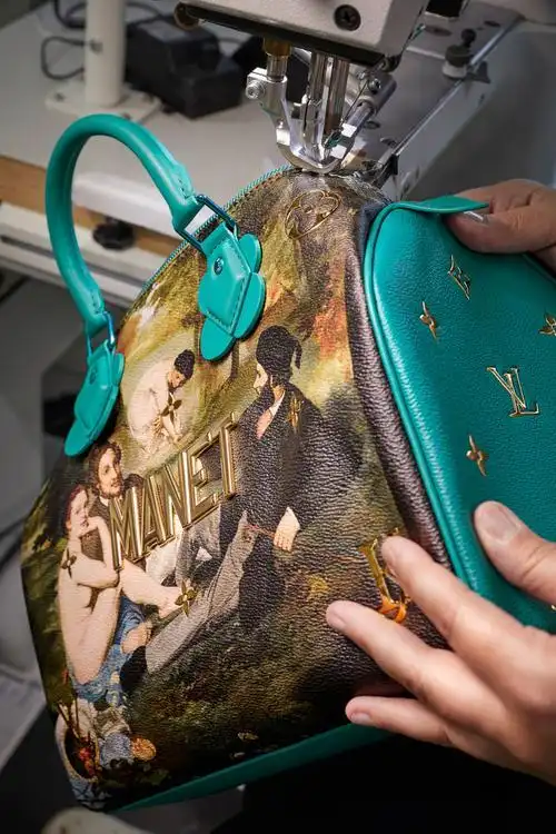 lvl3toaster大师的合集lv圆筒包