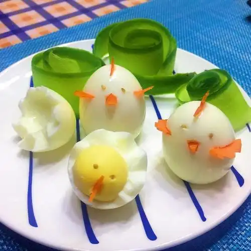 凤凰花开-4做的小鸡水煮蛋