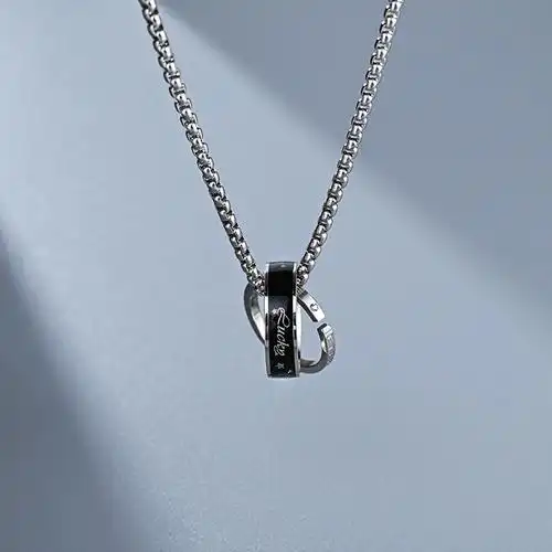 男士轻奢吊坠男生配饰钛钢项链男潮小众设计感颈链高级高街男款