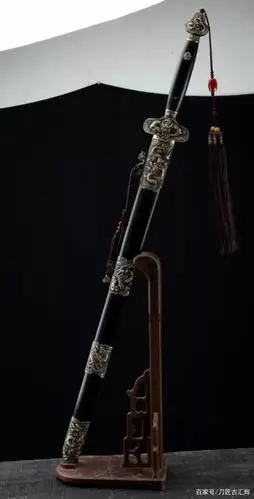 「鉴赏」中国龙古剑