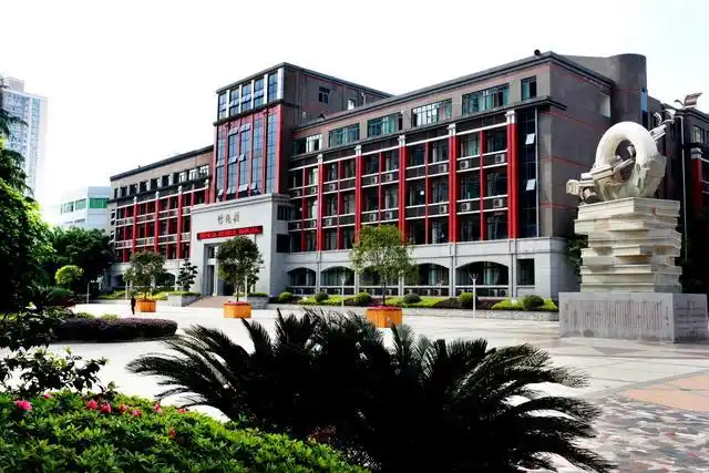 2020年重庆重点高中学校前十介绍