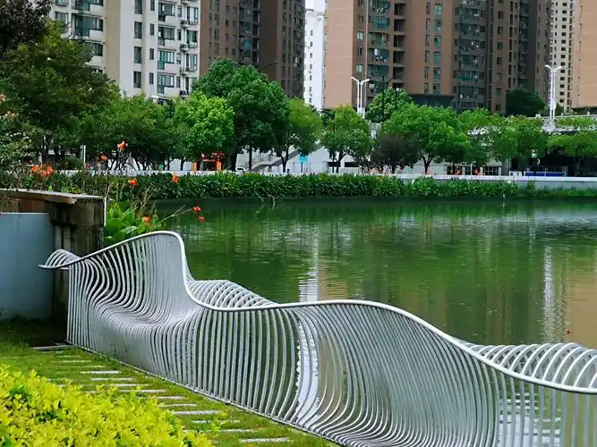 苏州河景观及其步道/步廊,(古北路至哈密路)