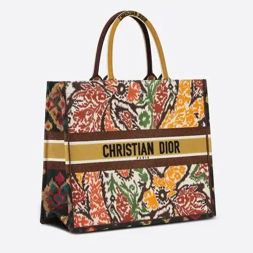 dior 更新2021春夏新包:佩斯利图案,花卉与彩条刺绣 - ibag · 包包