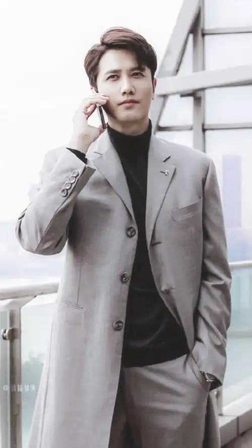 【彭冠英无缝进组拍摄电视剧白色城堡超话】医疗行业剧#白色城堡#预计