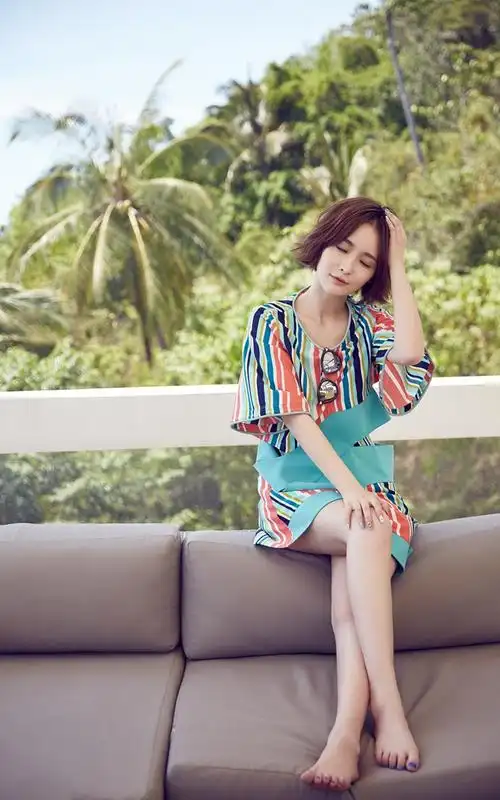 李曼率性魅力唯美时尚气质