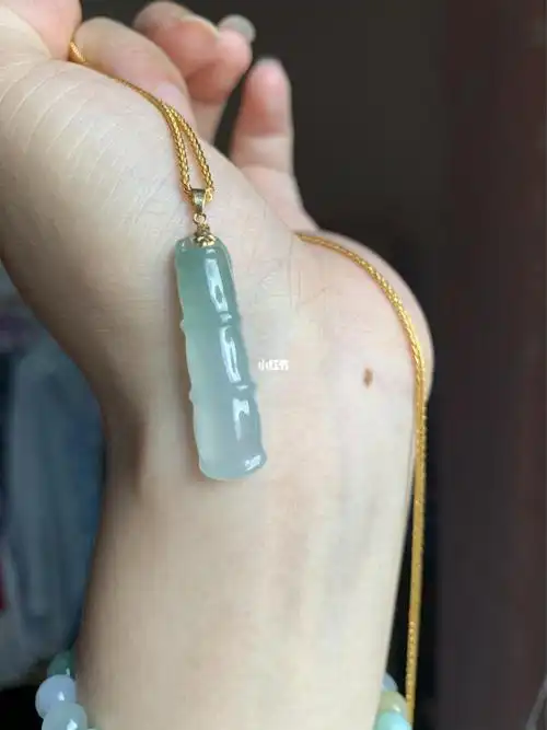 天然翡翠a货冰种吊坠挂坠竹节_吊坠_冰种_挂坠_翡翠吊坠_时尚_配饰