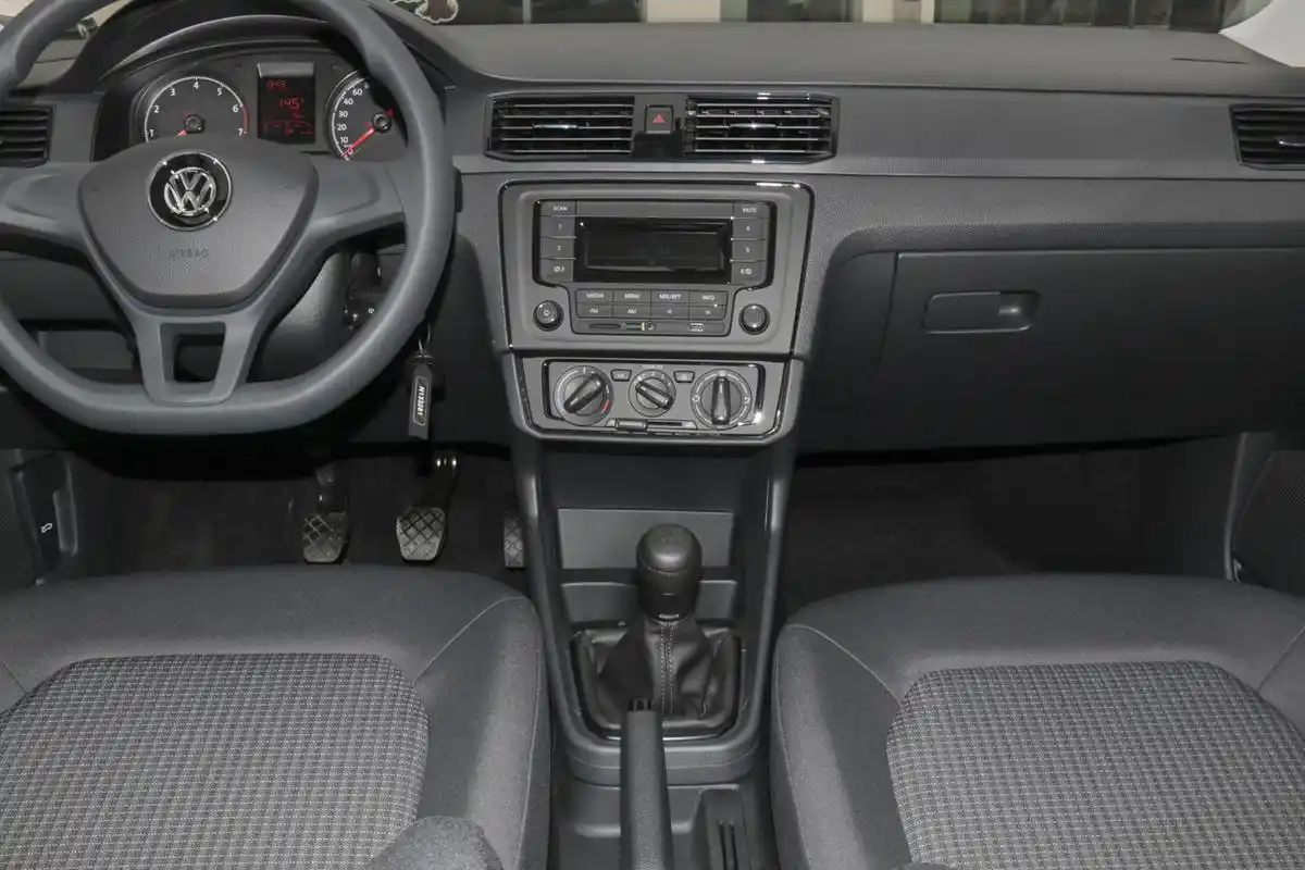 2019款桑塔纳1.5l手动风尚版国vi