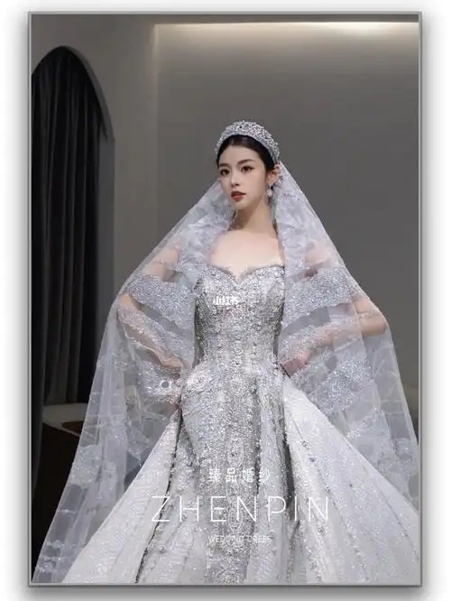 欧式宫廷女王系列78身披星河来见你复古婚纱