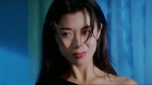 她曾是香港最美艳星,54岁复出长这样