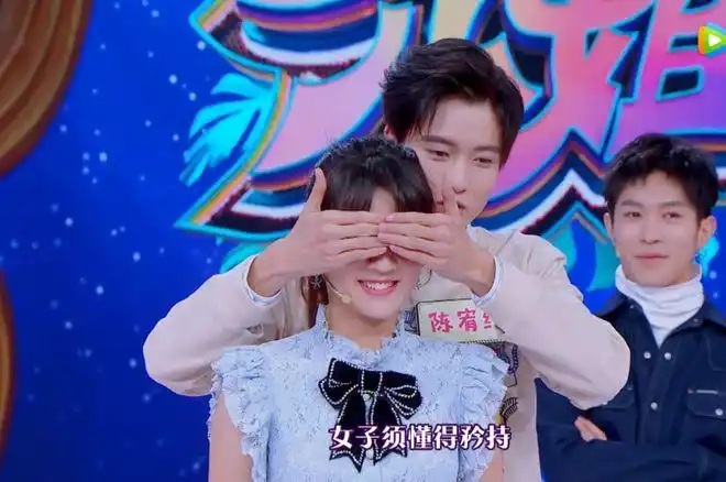 梁洁陈宥维示范夹心饼干吻网友八王爷你媳妇被拐走了