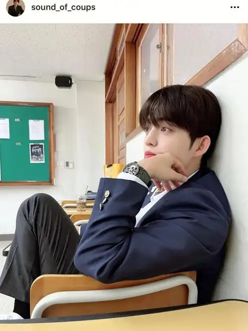 男高中生崔胜哲