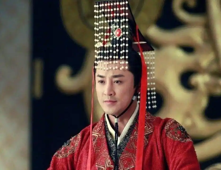 汉武帝在位54年拥有6个儿子却把皇位传给幼子这是为何