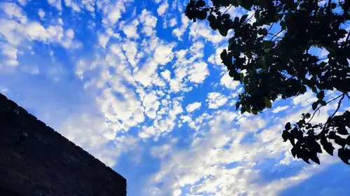雨过天晴欣赏天空心情舒畅