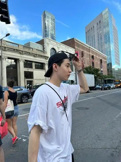 刘宪华:才华横溢,从韩国练习生到《好声音》导师