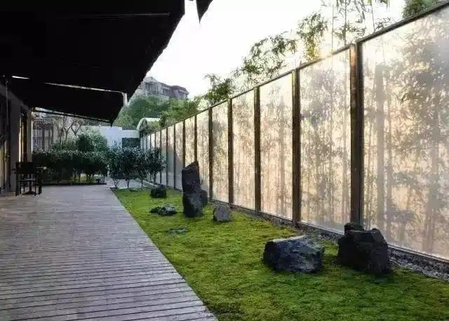 新中式围墙_庭院_人流_权益