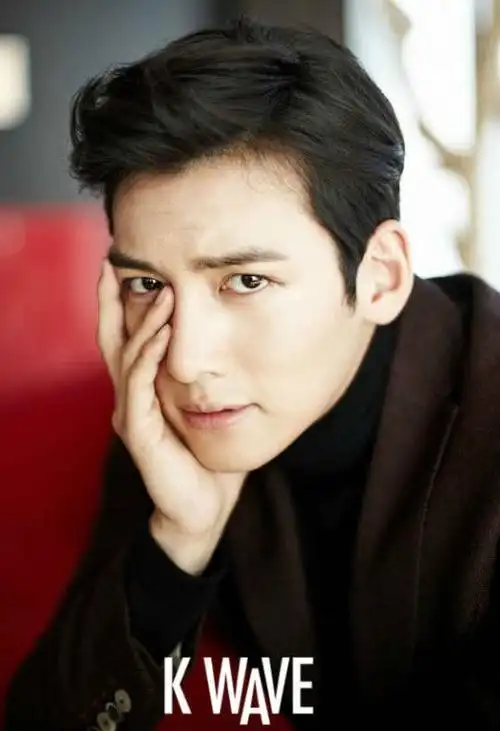 华艺星空代理韩国人气演员池昌旭广告代言