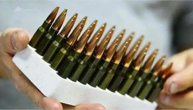 世界各国都使用黄铜子弹为何我国却采用钢制子弹原因很简单