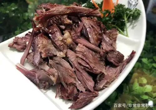 十五道亳州特色菜,色香味俱佳,炒蚕蛹,旺蛋,卤狗肉风味独特