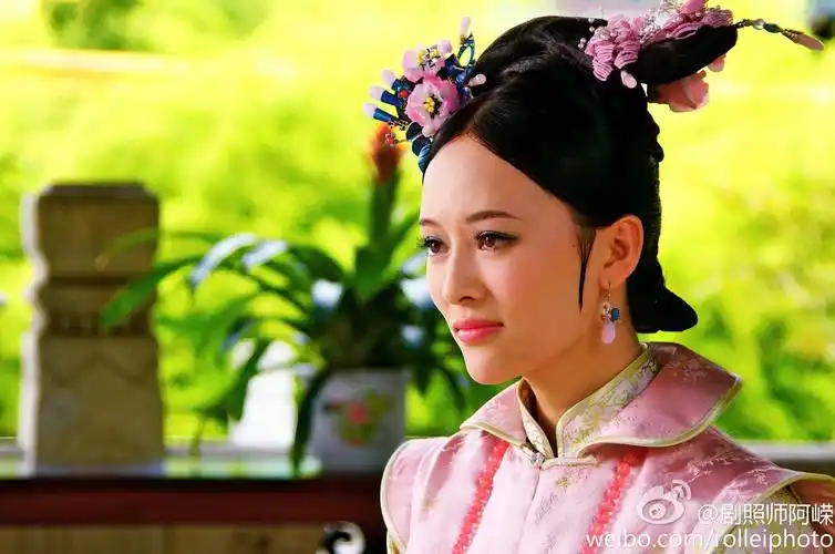 p>《深宫谍影》是由东阳拉风影视文化有限公司出品的古装悬疑剧, a