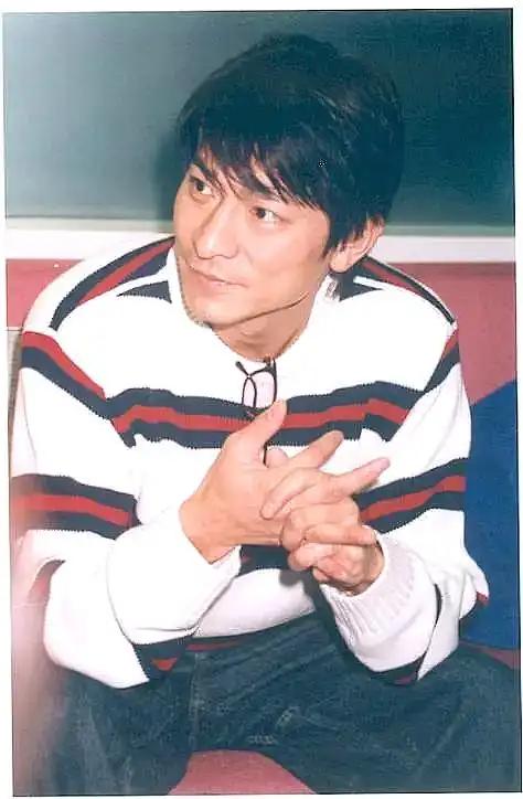 1983年香港票选10大男星,刘德华第4张国荣未上榜,第一无人不服