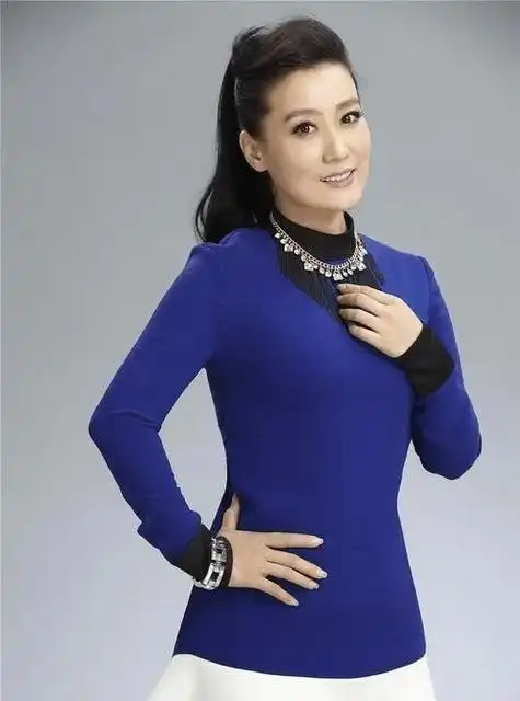 谭晶:中国著名女高音歌唱家的感人故事谭晶,中国著名女高音歌唱家,以