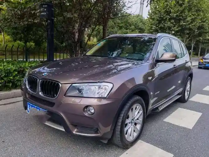 杭州2013年6月宝马宝马x32013款xdrive28i领先型香槟色手自一体