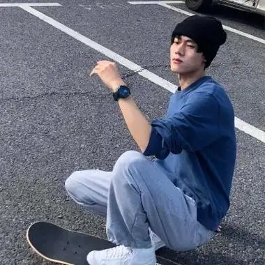 文艺帅气男生头像高清