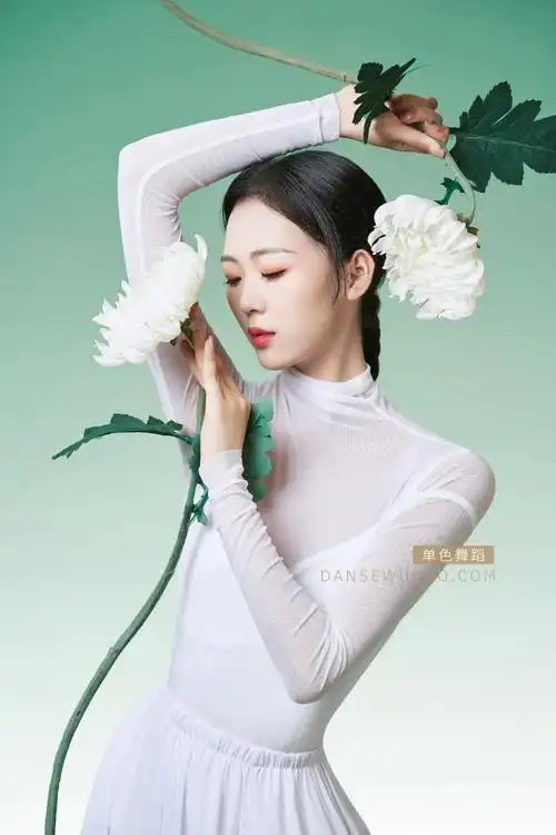 舞蹈人必备拍照造型合集轻松拍出冬日大片