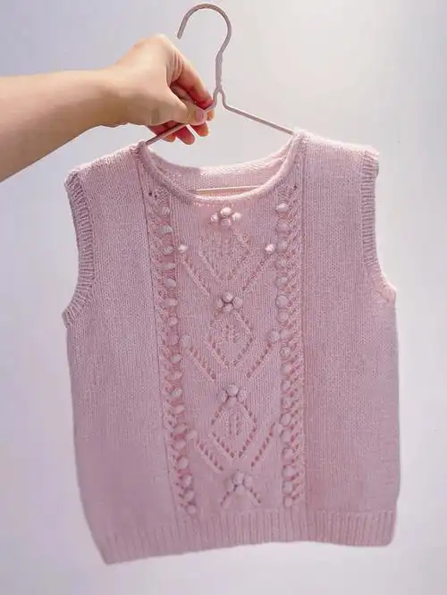 手工编织儿童毛衣背心菲奥拉(附图解)