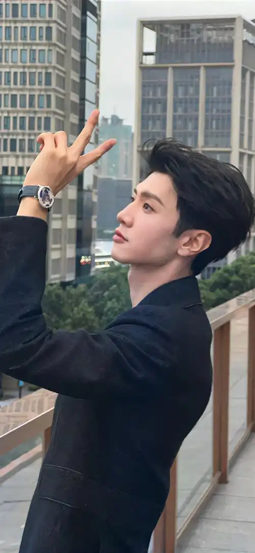 陈哲远壁纸 大放送📸 帅是一种感觉