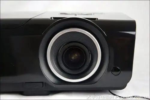 亮度4500流明 丽讯d941vx高亮投影机首测