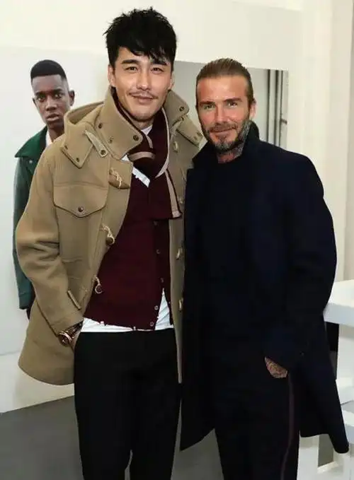 百家号星火计划# 胡兵189cm的身高真不是盖的!