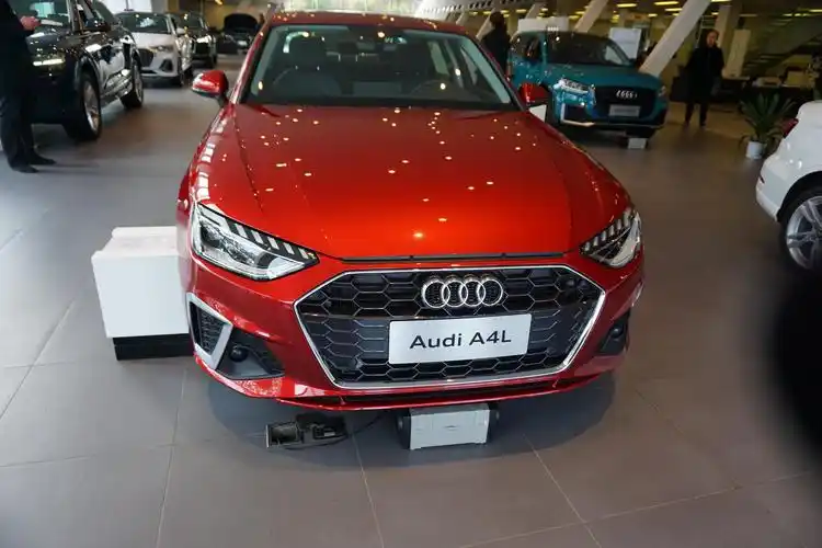 奥迪红色有哪几款