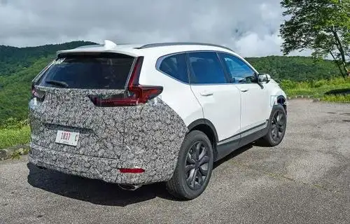 2020款本田cr-v改款谍照首次曝光,外观变化微小,尾部更饱满