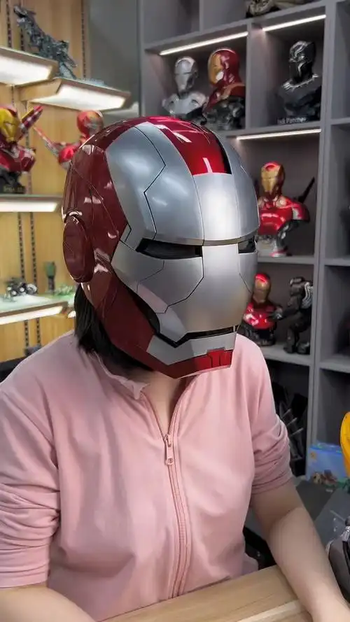 手办 钢铁侠头盔能变形,多种模式操控真是太炫酷了!