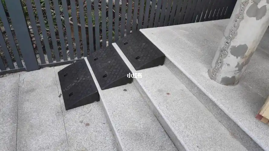 上海别墅装修--台阶小坡道