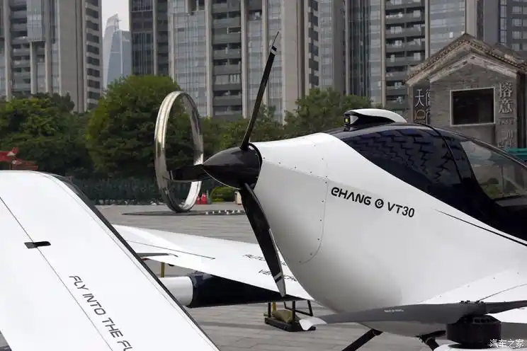 城际空中载人飞行器看看亿航vt30