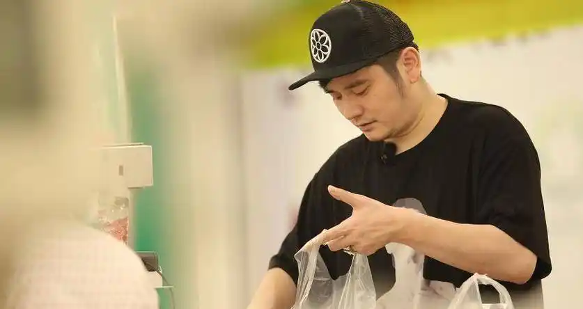 原创原创天天向上开录王一博粉红啵受期待钱枫居家多日胖成刘欢