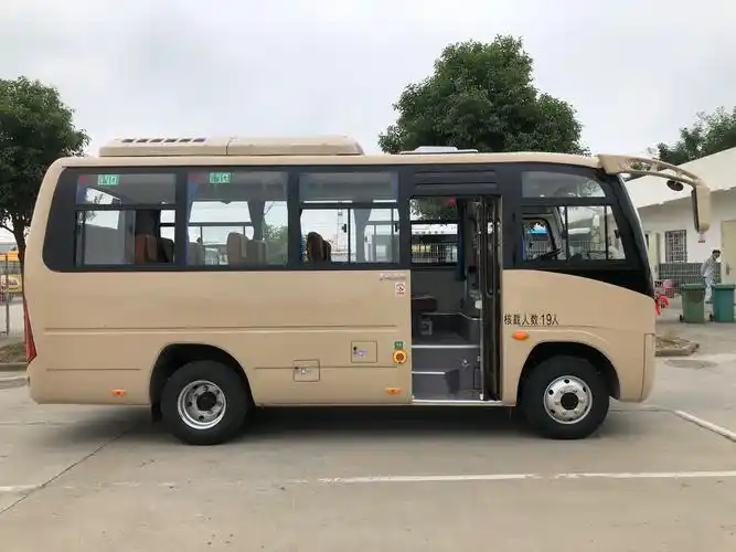 鄂尔多斯东风19座客车国六19座通勤车厂家东风19座客车价格