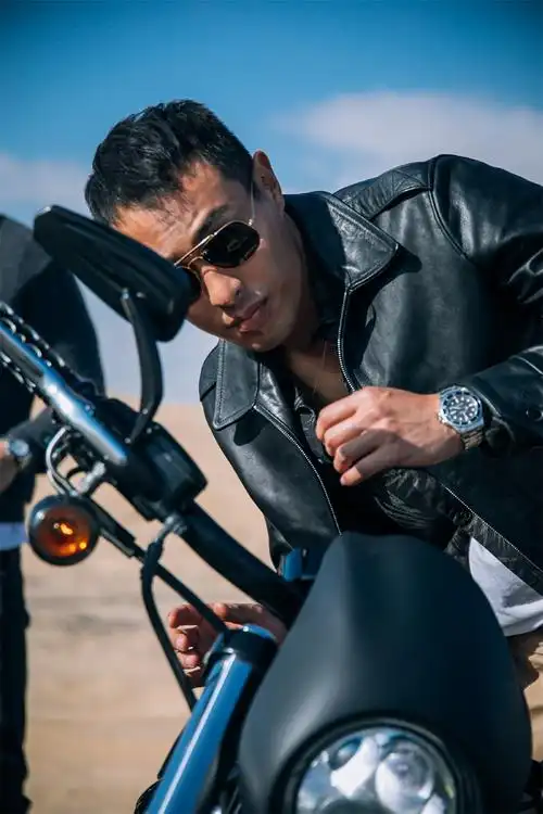 被杨佑宁成功圈粉剧里清新暖男剧外霸道硬汉沙漠写真man爆了