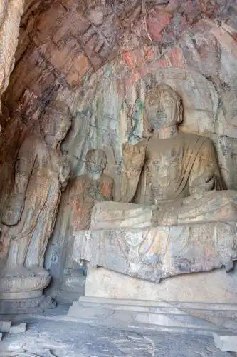 中国河南洛阳龙门石窟潜溪寺