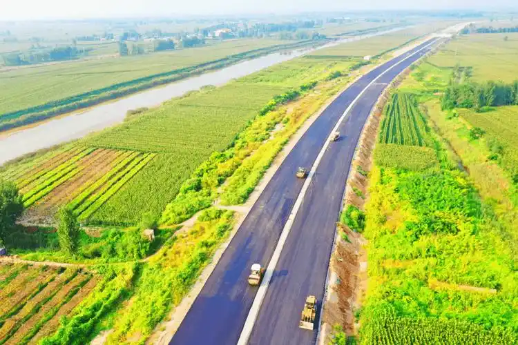 聊城大外环公路"快速成形"!_项目_路面_发展