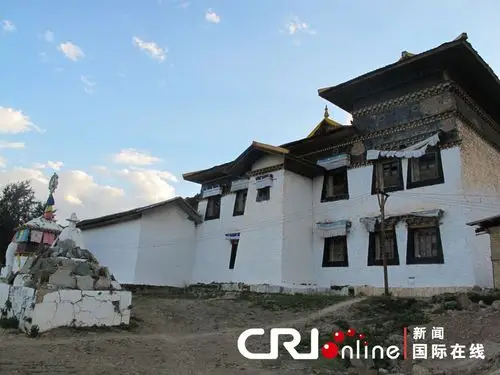 康巴藏区规模较大的格鲁派寺庙—木里大寺(高清组图)