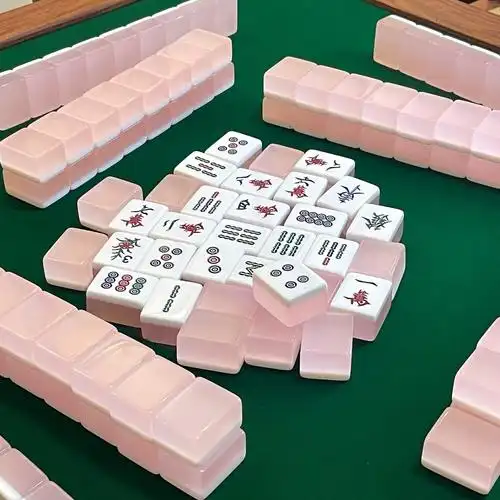 果冻粉麻将,像水晶一样