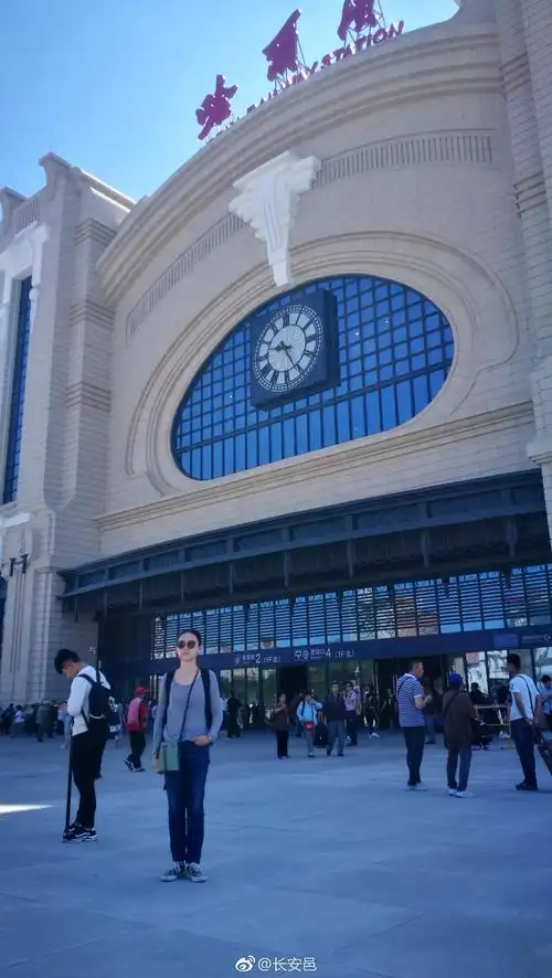 哈尔滨火车站的历史可以追溯到沙俄远东铁路时代